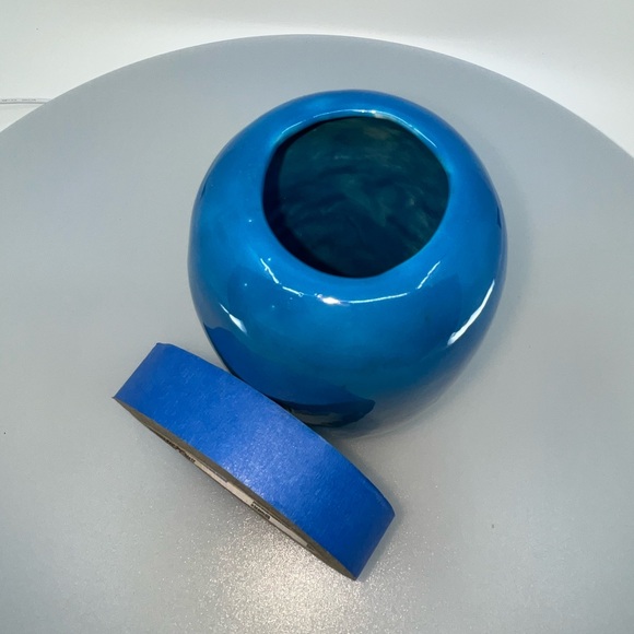 Signed 7” Tall Bright Blue & White Woodland Scene Bud Vase (Ginger Jar W/O Lid) - Picture 14 of 16